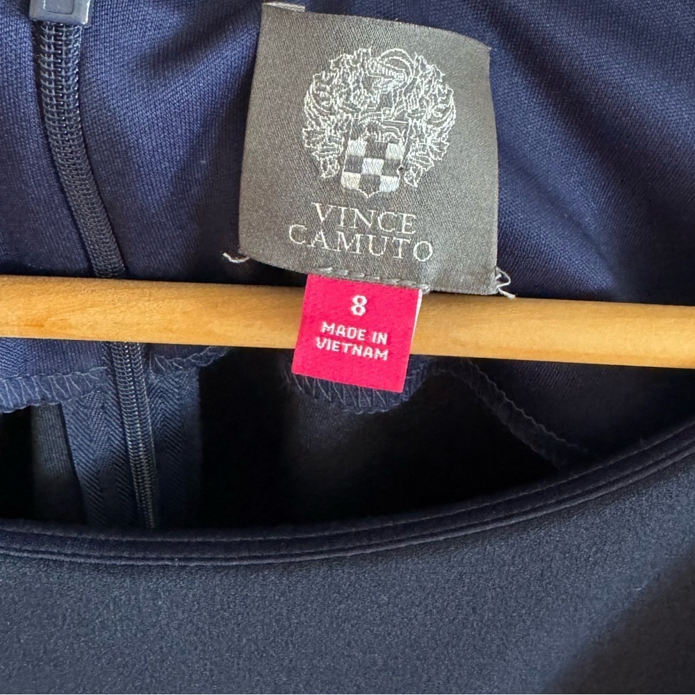 Women’s Vince Camuto blue w/ peach stripe 3/4 sleeve shift dress Size 8 - Picture 3 of 4